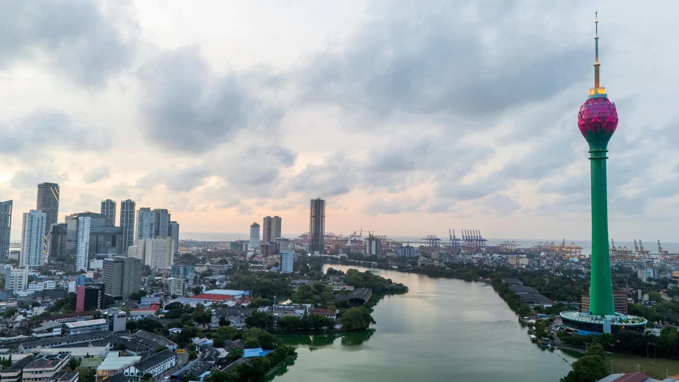 Discover Sri Lanka – Scenic Heritage & Coastal Escape photo 3